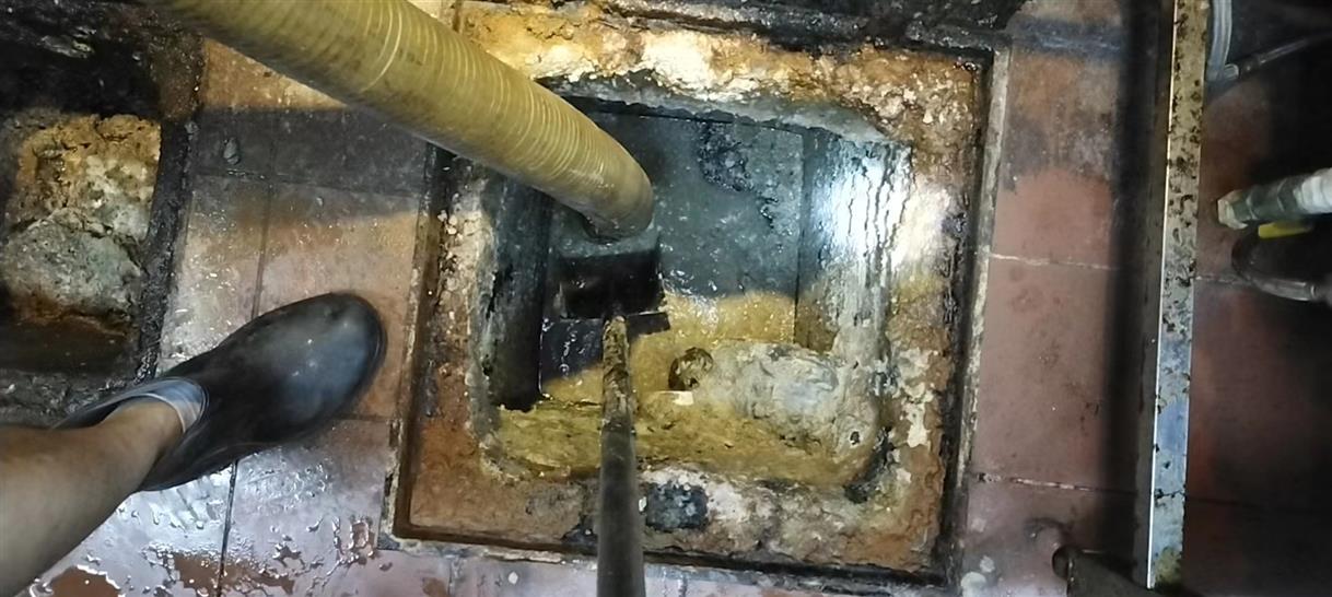 吴桥污水池清理一般都有毒气，怎么预防中毒呢？